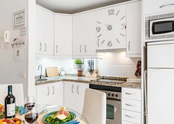205 Cristianos By The Beach, Center, Wifi Ac